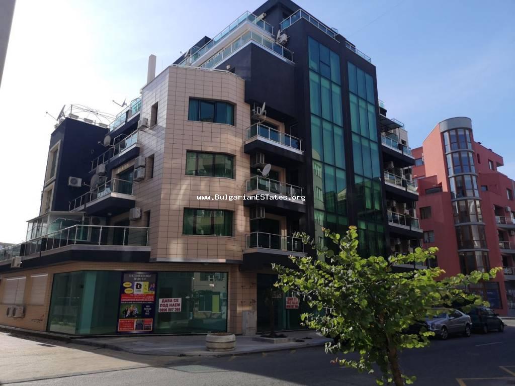 STUDIO ZUM VERKAUF IN BULGARIEN.  Kaufen Sie ein billiges, luxuriös eingerichtetes Studio in einem Luxusgebäude, nur 100 Meter vom Strand und 250m vom Zentrum von Pomorie entfernt.