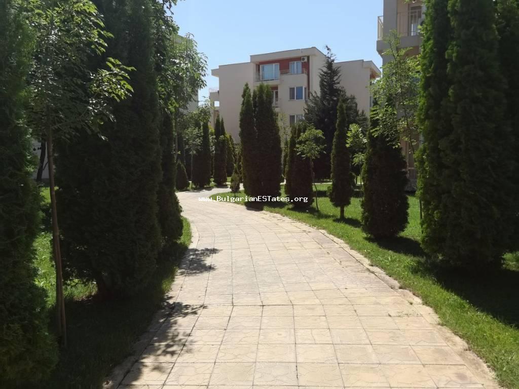 Günstige Wohnung mit zwei Schlafzimmern zum Verkauf in Sonnenstrand, Bulgarien.